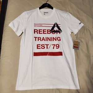 BNWT Reebok training T